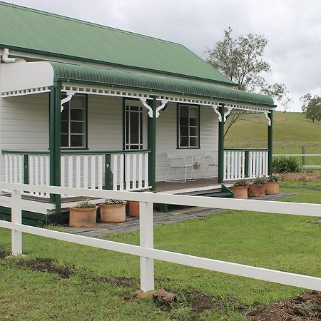 The Dollhouse Cottage Horseshoe Creek Exterior photo